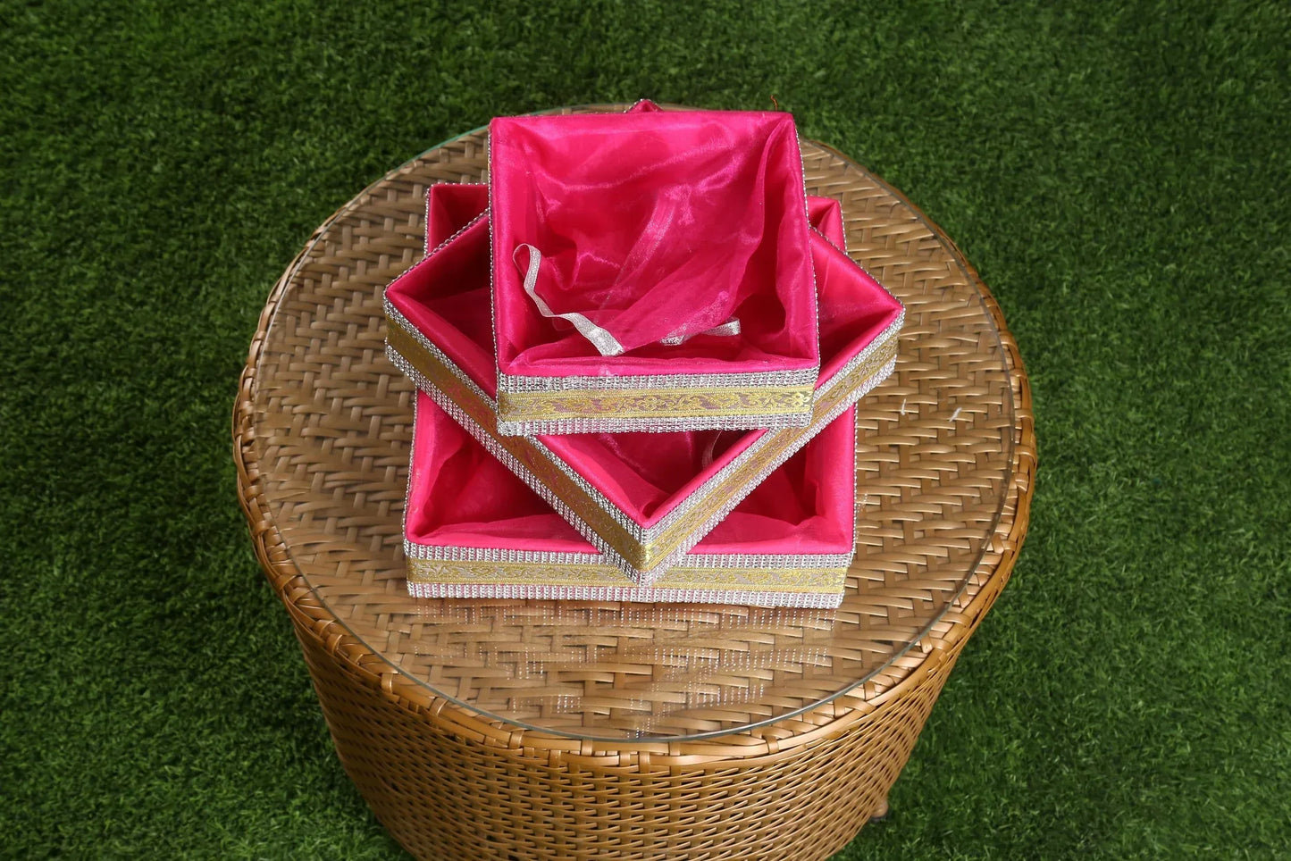 Set of 3 Rani Pink Gift Hamper Basket | Grownex Packaging | Basket & Tray