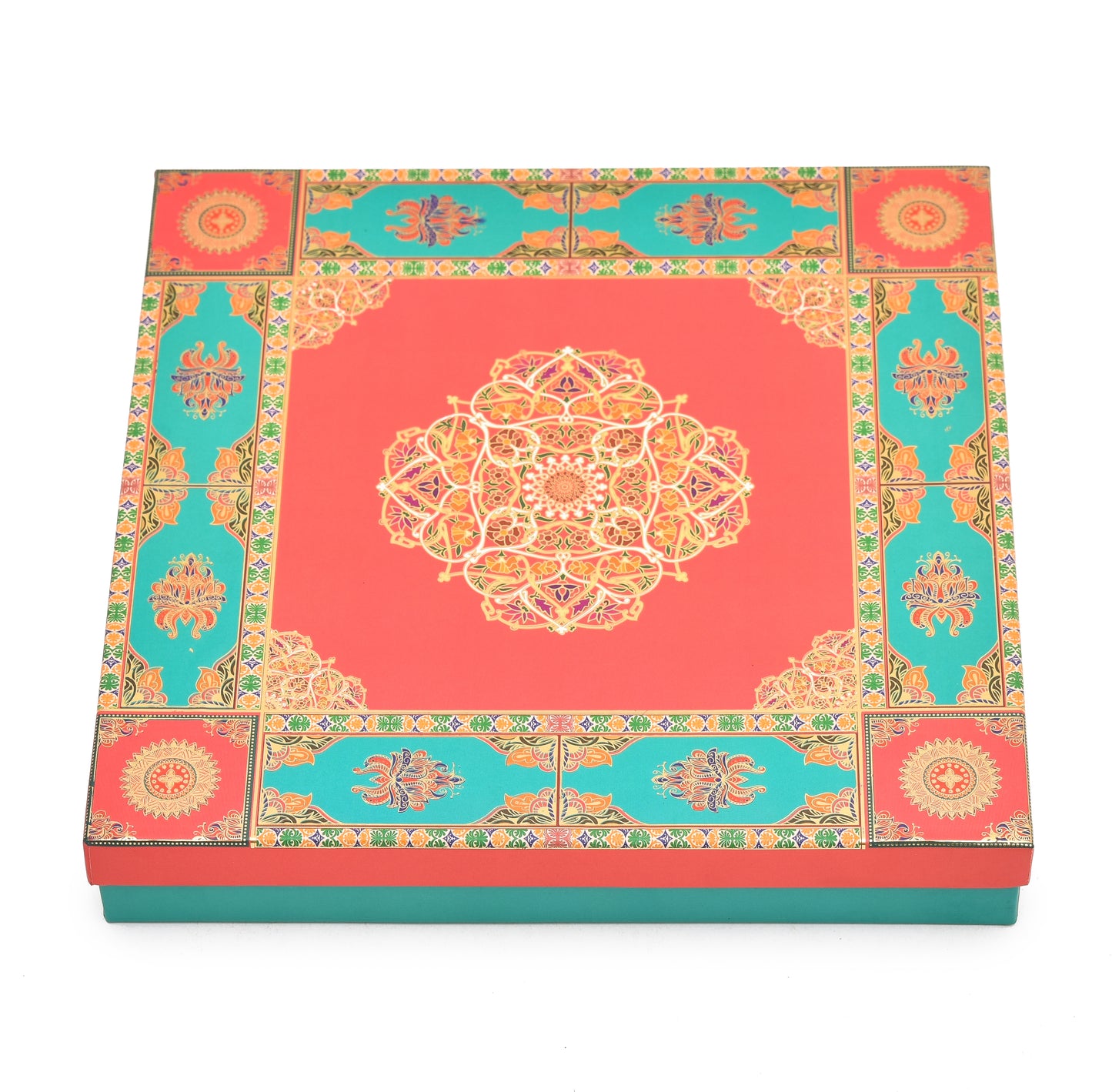 Golden Foil Pink 8 Partitions Lawana Box Lid Pattern | Grownex Packaging | Sweet Box