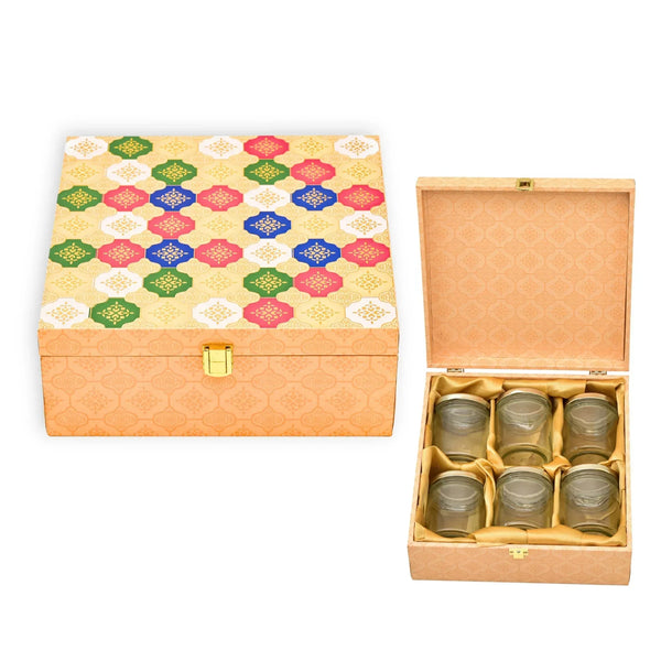 Heritage multicolor wooden gift box with 6 glass jars