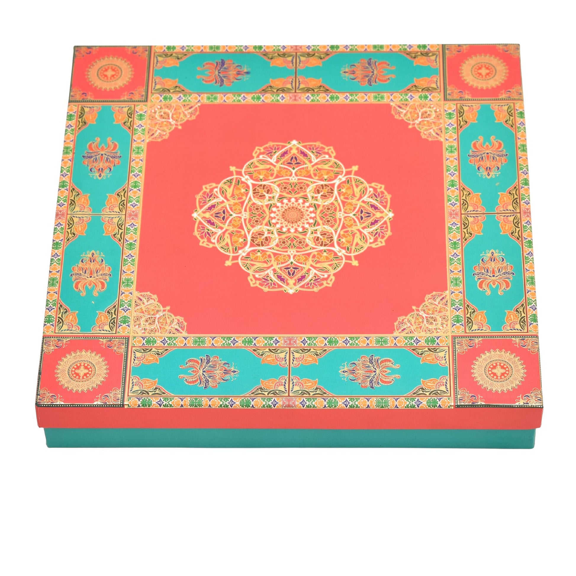 Golden Foil Pink 8 Partitions Lawana Box Lid Pattern | Grownex Packaging | Sweet Box