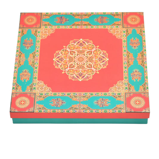 Golden Foil Pink 8 Partitions Lawana Box Lid Pattern | Grownex Packaging | Sweet Box