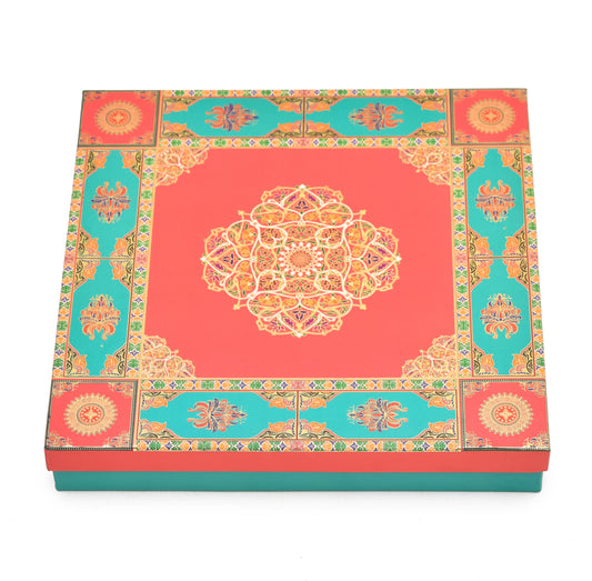 Golden Foil Pink 8 Partitions Lawana Box Lid Pattern | Grownex Packaging | Sweet Box